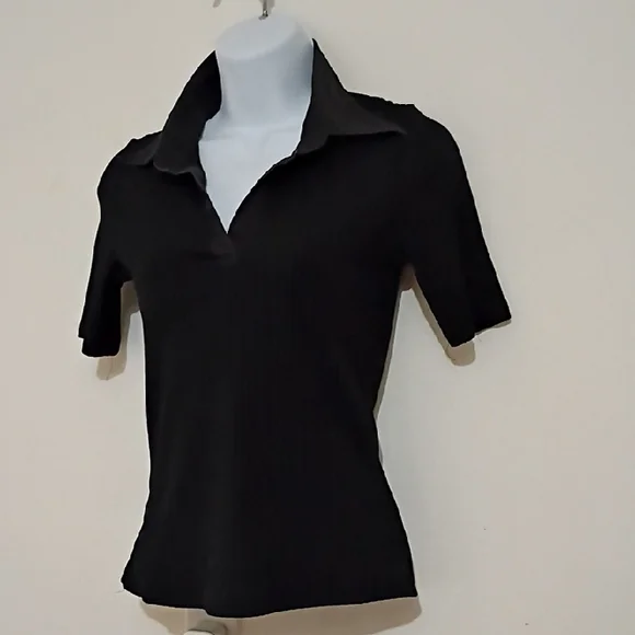 🎁FREE GIFT INCLUDED🎁Forever 21 Elegant Black Short Sleeve Tee - Picture 4 of 11